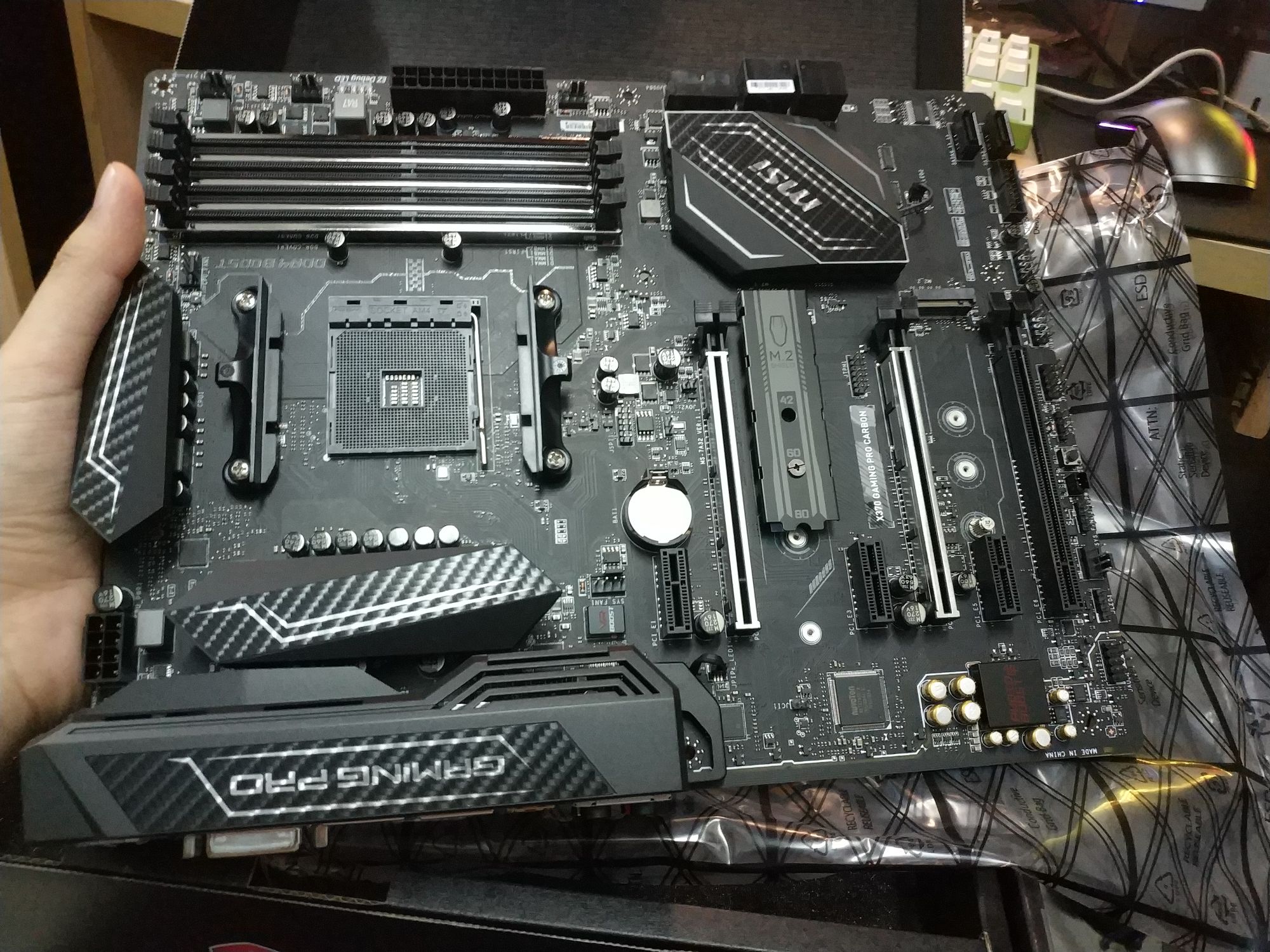 x370 gaming pro carbon开箱