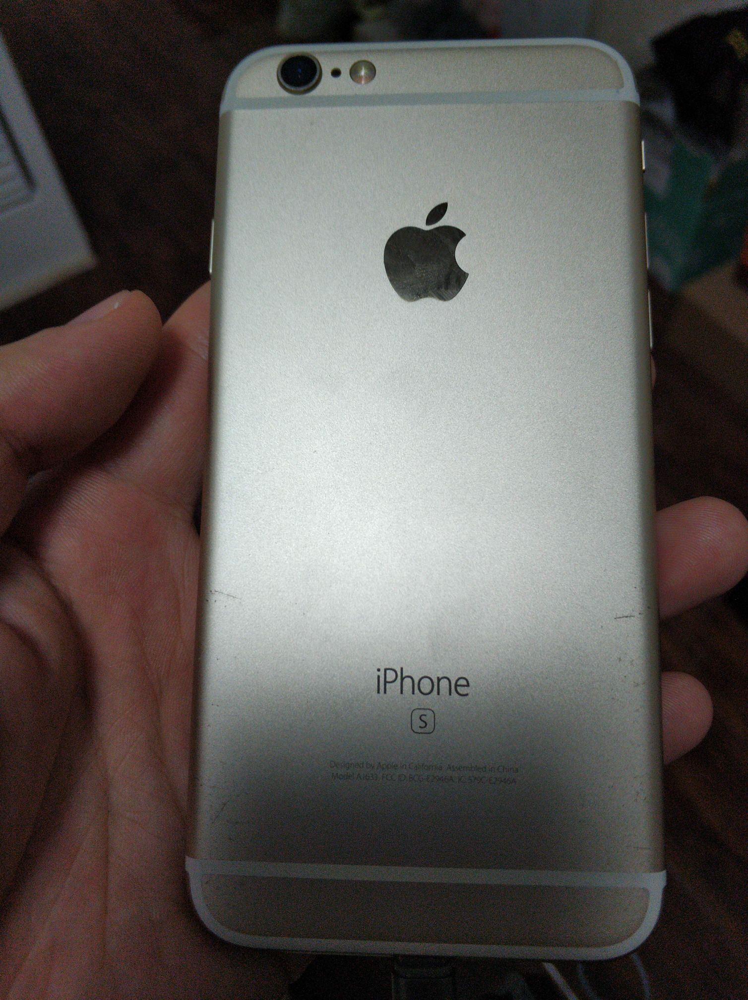 [手机平板]出个美版iphone苹果 6s三网通64g金色