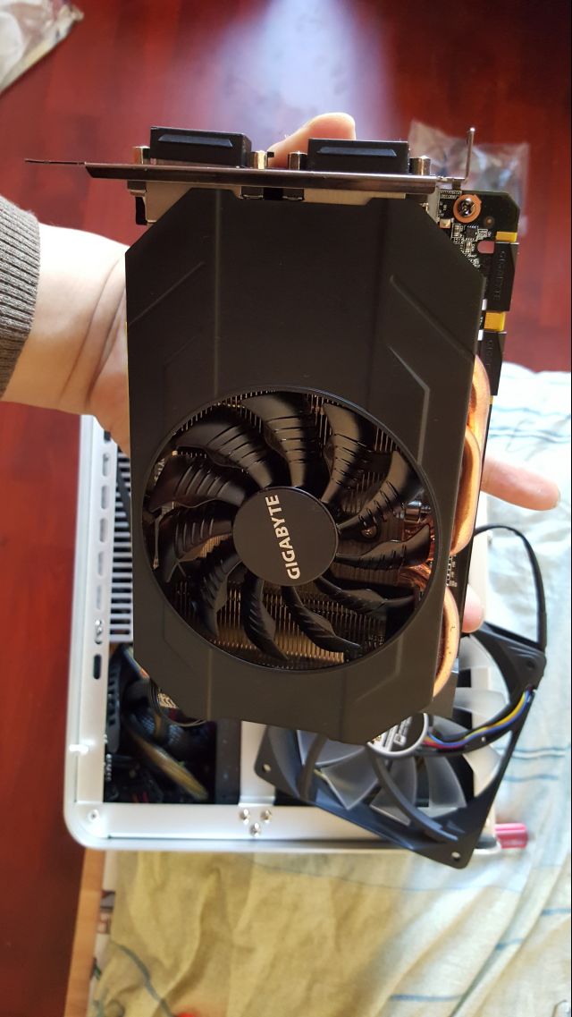 [作业贴]乔思伯u2 itx b150凤凰 i7 6700k 970itx 完工,放上作业,温度