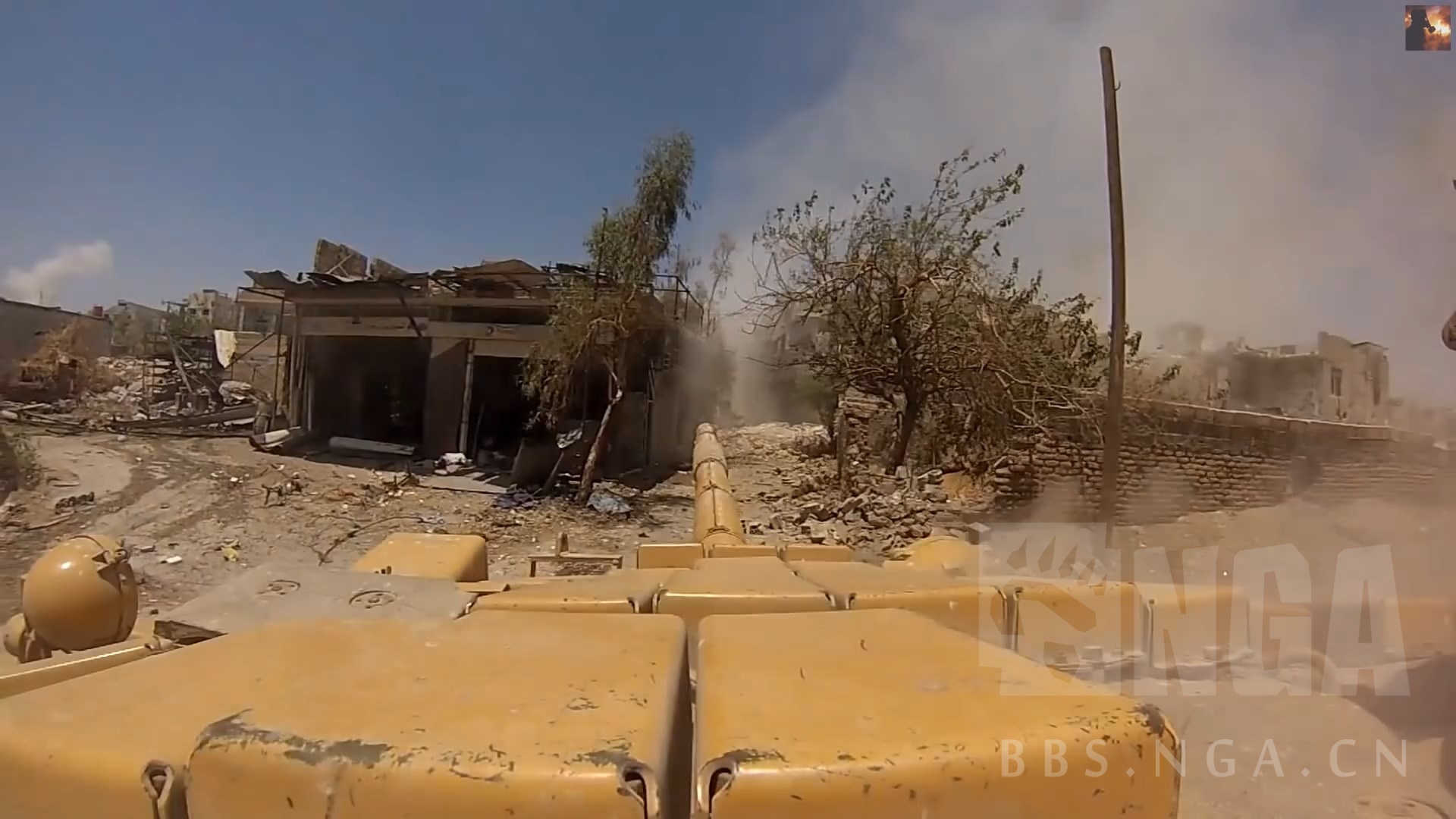 叙利亚战争中的真实坦克视角录像