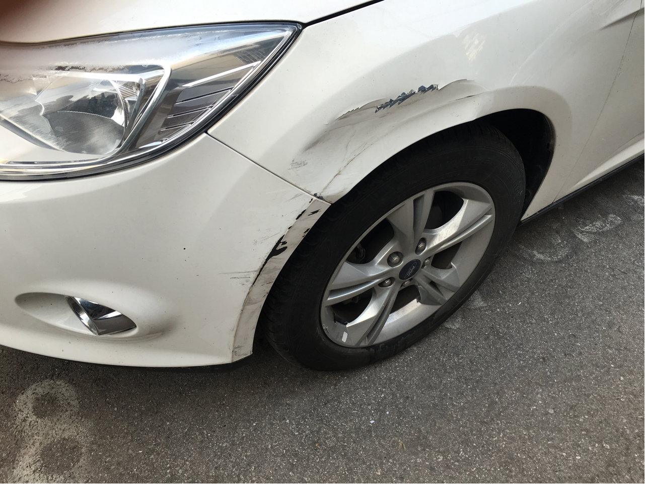 车停小区里被刮了 实在是真的小老百姓需要你们维护利益的时候,有关