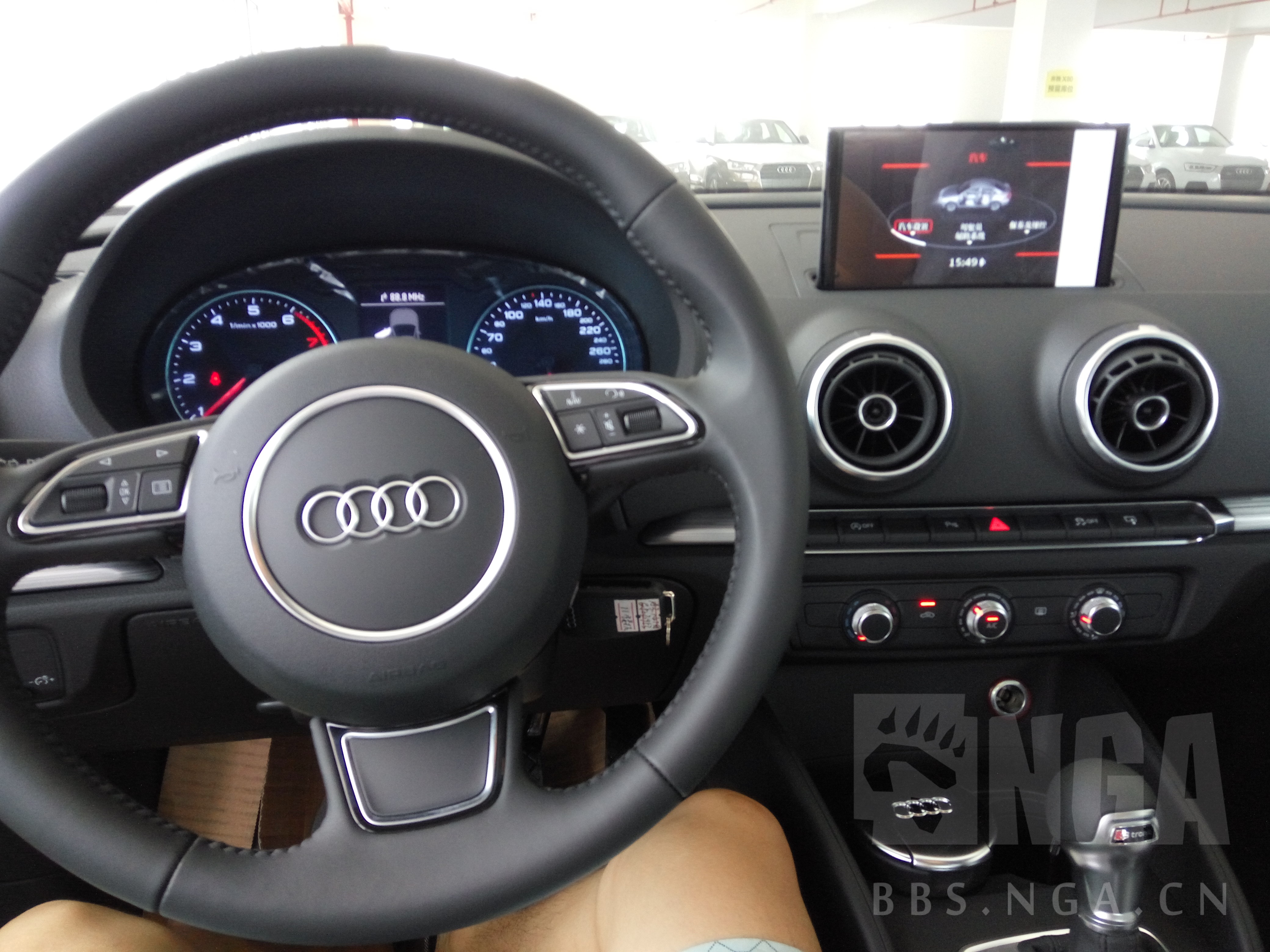 [车版专栏-提车作业] 奥迪a3提车伪作业,室内车库好顶赞