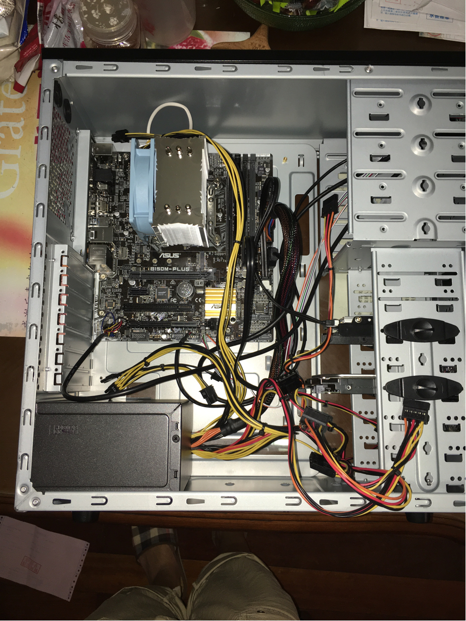 [作业帖]文科生装机系列,萌新xjb走线,各路大神帮忙看看