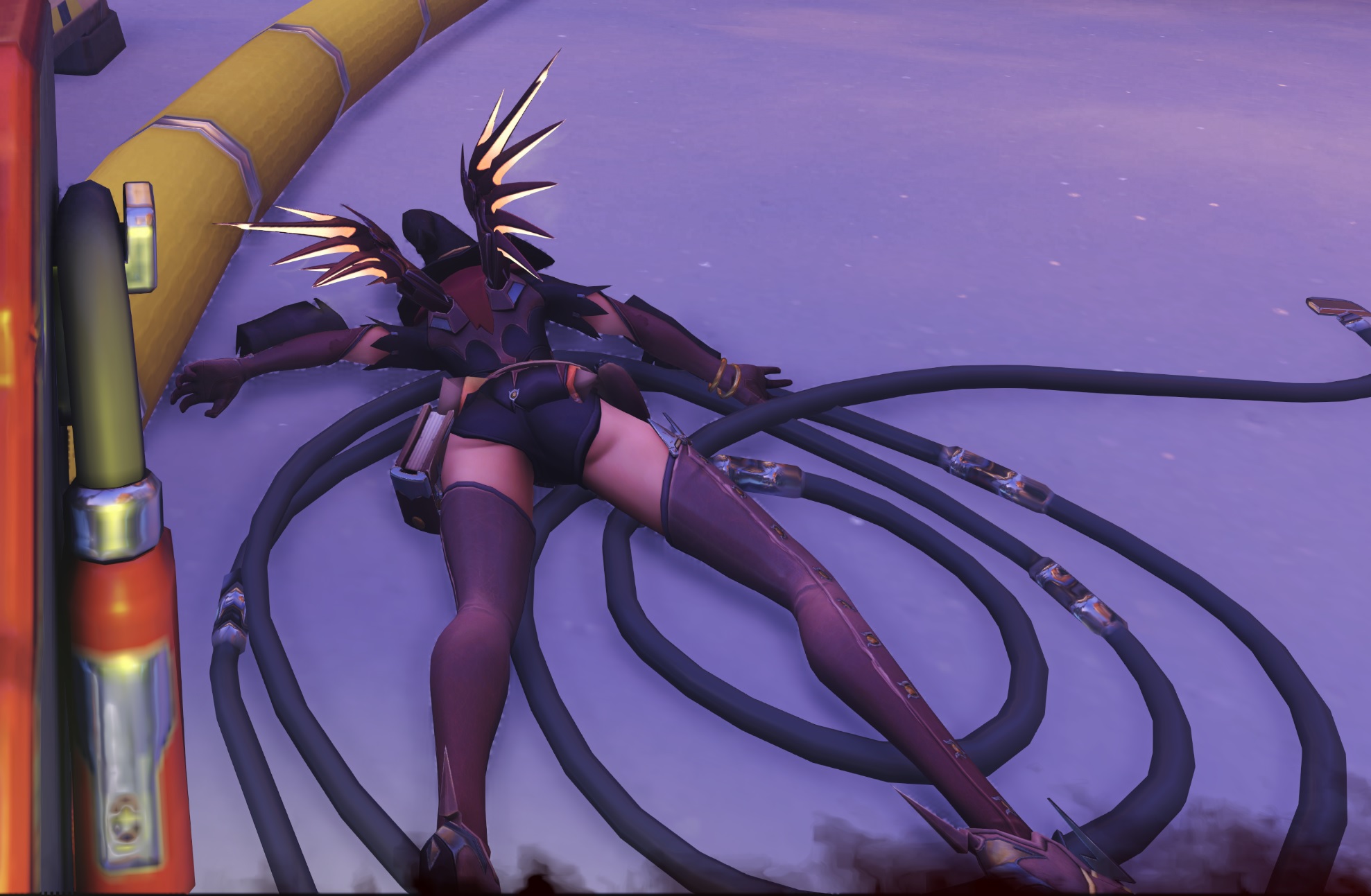 [讨论] 有人发现天使新皮肤露小内内了吗