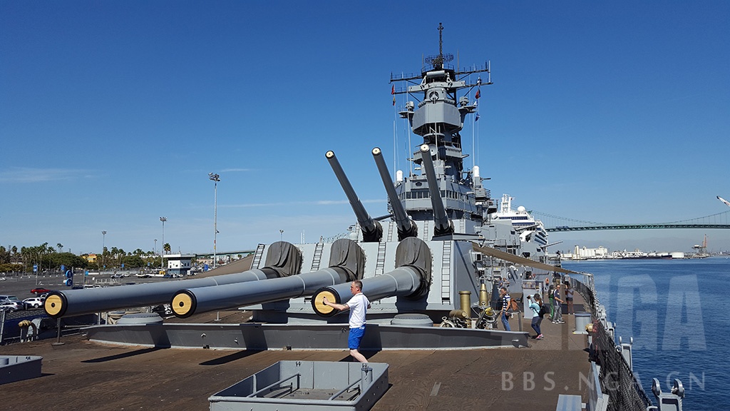 [其他] 圣光啊,你看到那雄伟的舰桥了吗——记参观衣阿华号战列舰博物