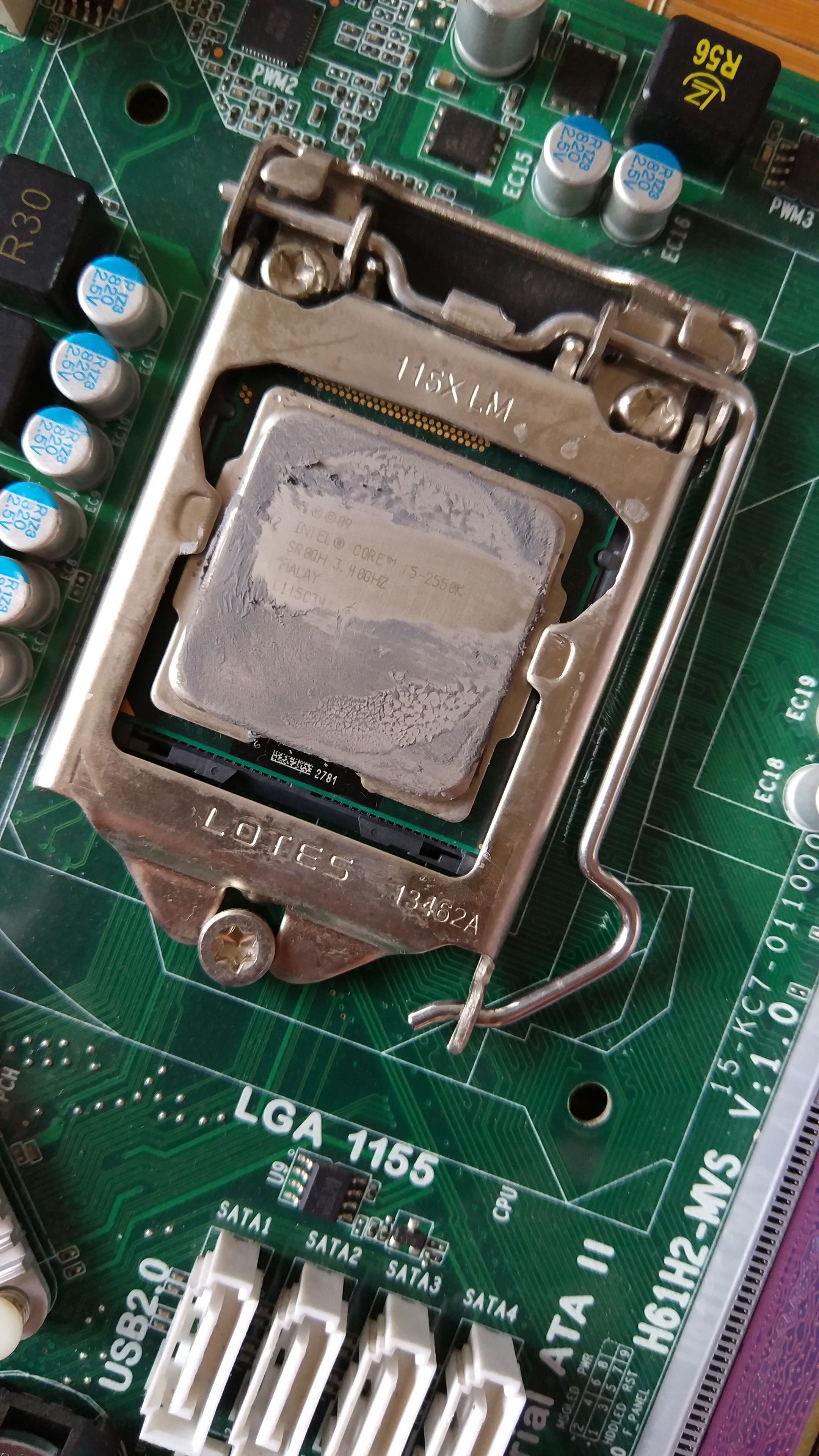 [硬件求助]我这个主板能不能上1066