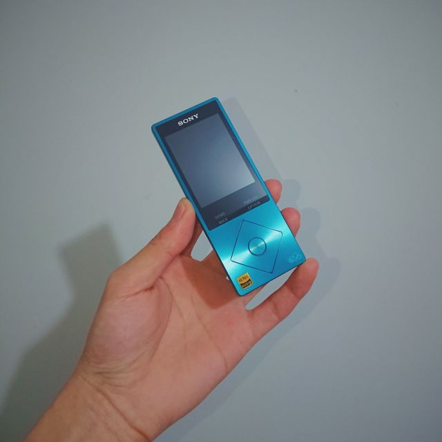 [耳机音响]出两个闲置索尼mp3/mp4