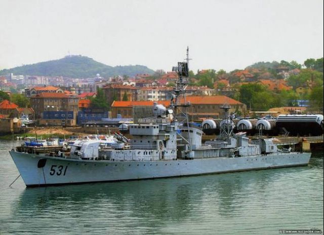 这炮如果是暗指053k型护卫舰531鹰潭舰的话.