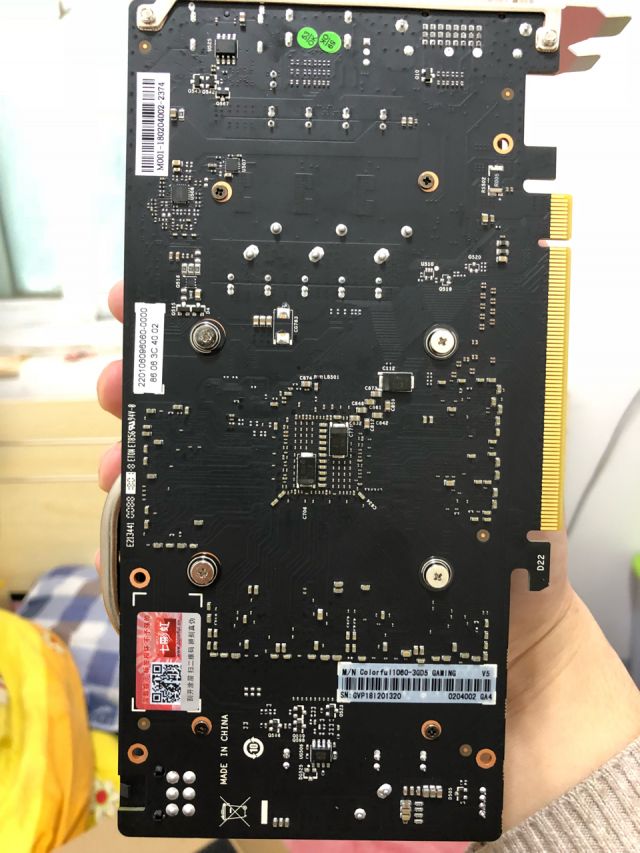 [电脑硬件]出个整机拆的1060 3g七彩虹显卡,诚心出.