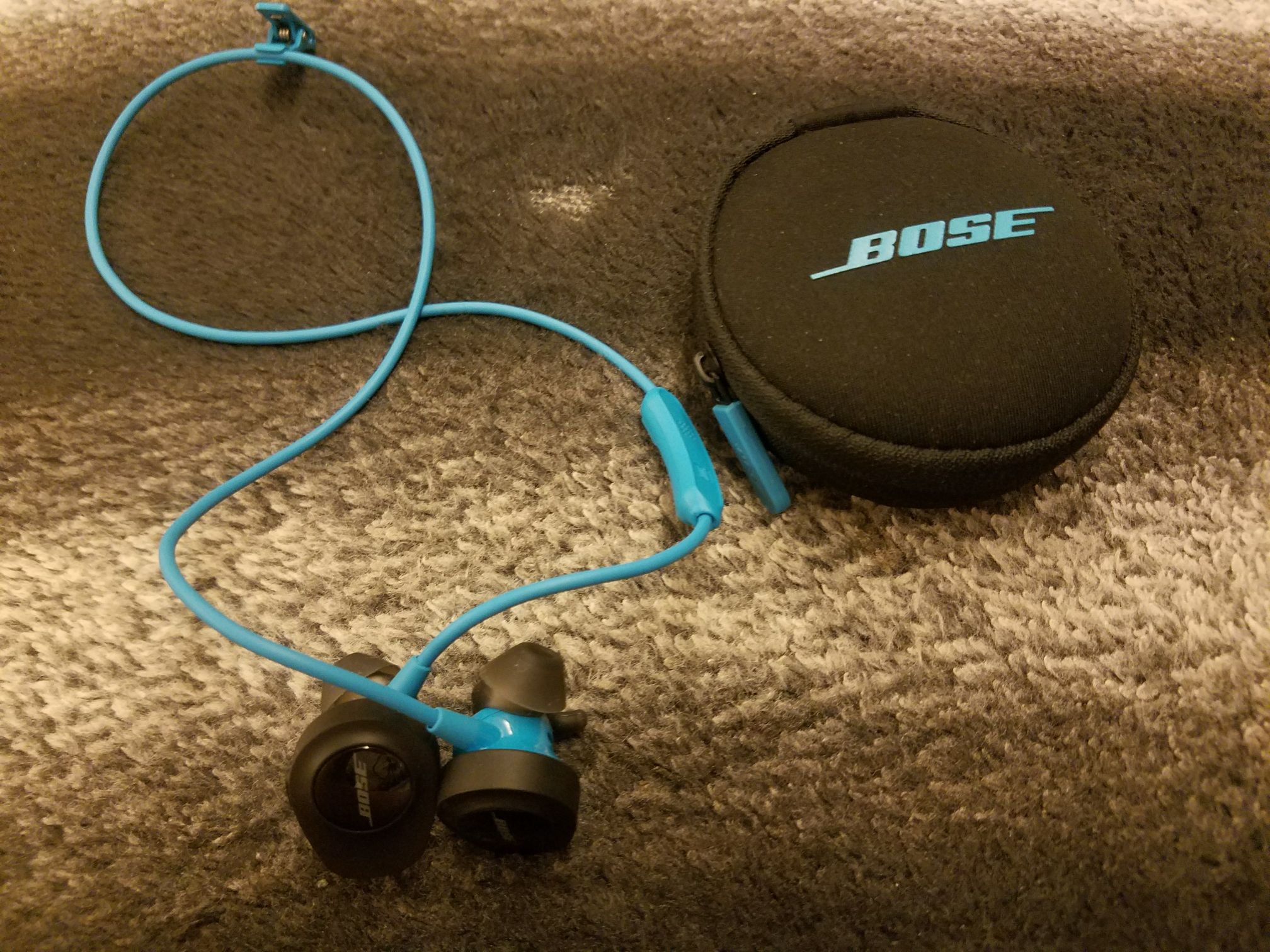 [求大佬推荐] bose soundsport 耳机怎么样